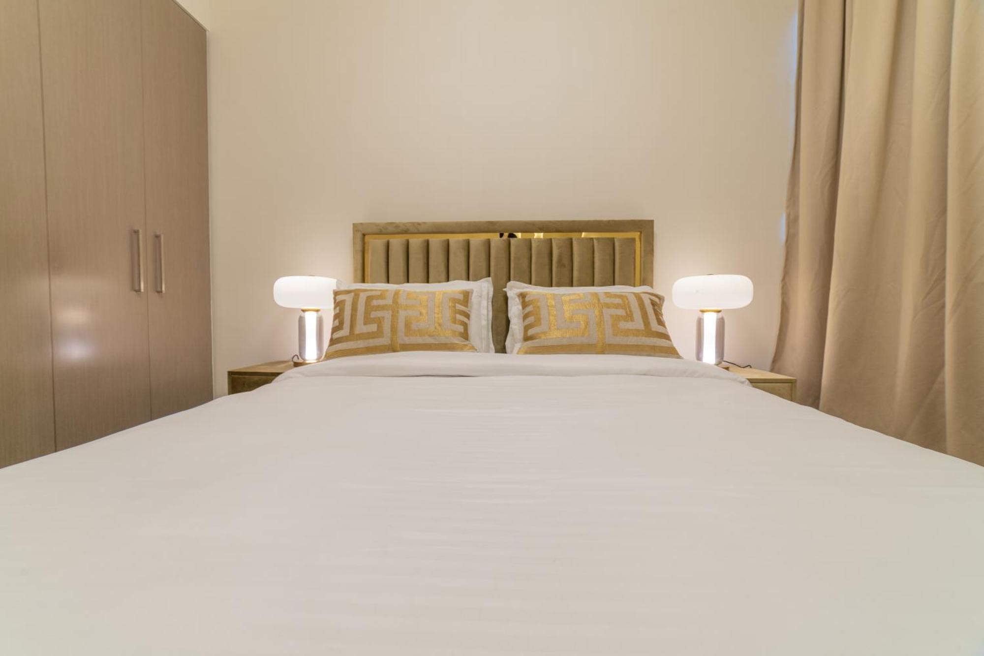 First Class 2Br With Full Dubai Boulevard View 외부 사진